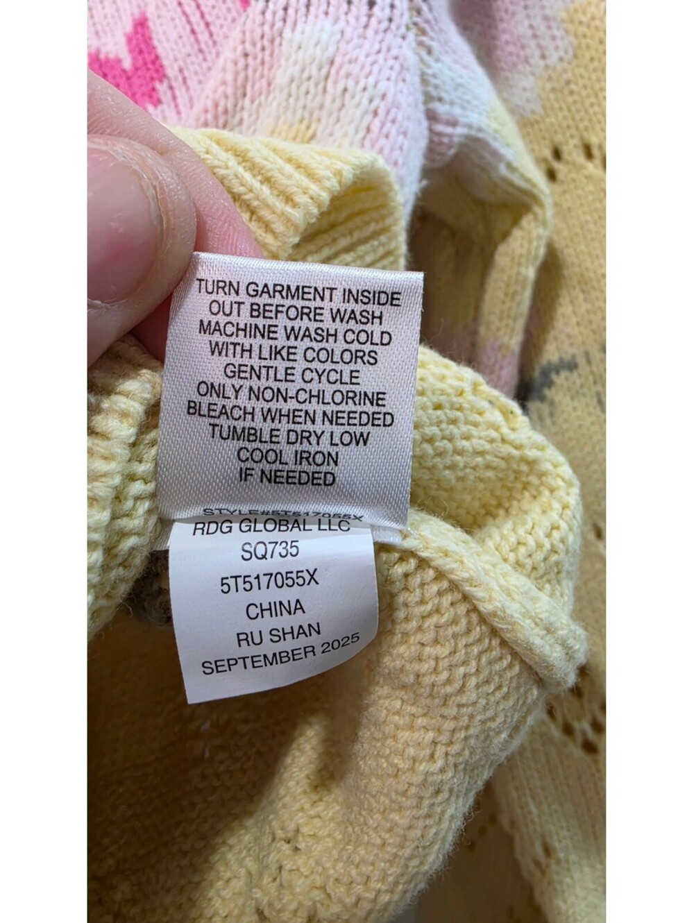 Freshman 1996 Yellow Floral Knit Cardigan Sweater Size Small NWOT - Picture 7 of 7